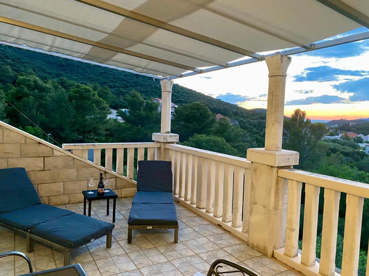 Apartmani Luka Zrnovo Екстер'єр фото