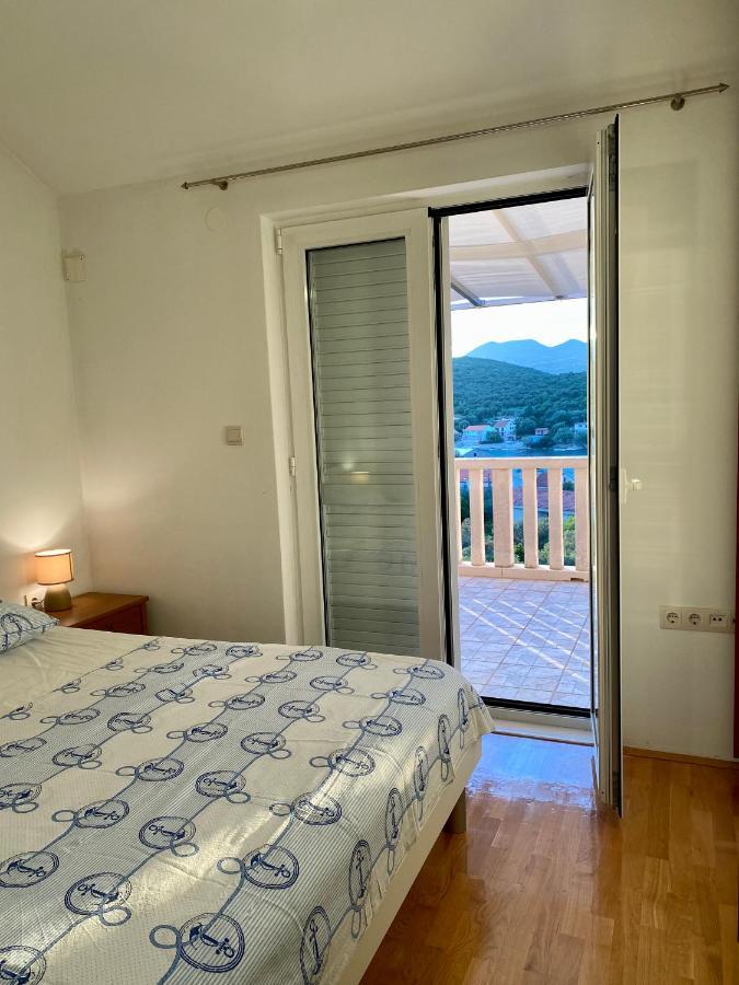 Apartmani Luka Zrnovo Екстер'єр фото